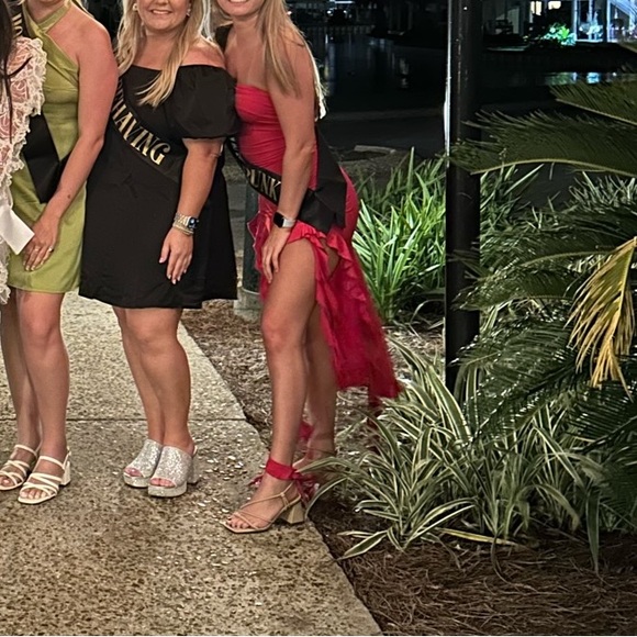 Hello Molly red dress - Picture 5 of 5